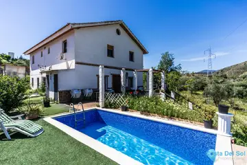 8 bedroom House for Sale in Monda