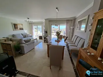 3 bedroom House for Sale in La Duquesa-97379