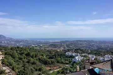 3 bedroom Apartment for Sale in La Mairena-106254