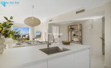 3 bedroom Apartment for Sale in Estepona-2163