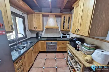 4 bedroom House for Sale in Coín-106377