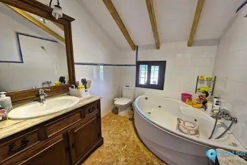 4 bedroom House for Sale in Coín-106382