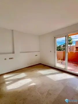 2 bedroom Apartment for Sale in Elviria-79535