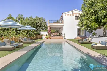 4 bedroom House for Sale in Coín-97450