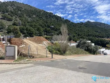 853m2 Plot for Sale in Mijas-106418