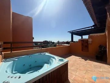3 bedroom Apartment for Sale in Estepona-80010