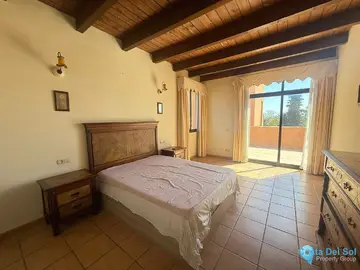 3 bedroom Apartment for Sale in Estepona-80022