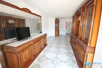 4 bedroom Apartment for Sale in Málaga Centro
