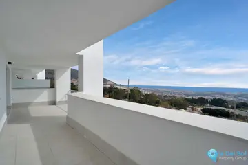 2 bedroom Apartment for Sale in Benalmadena Pueblo-68223