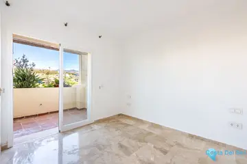 3 bedroom Apartment for Sale in Selwo-68258