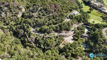1986m2 Plot for Sale in Benahavís