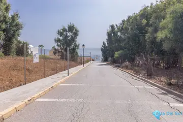 950m2 Plot for Sale in Manilva-68617
