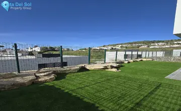 3 bedroom House for Sale in Riviera del Sol-2370