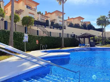 3 bedroom House for Sale in Riviera del Sol