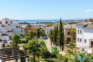 2 bedroom Apartment for Sale in Estepona