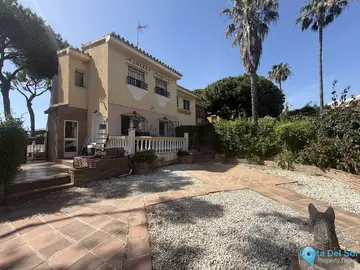 3 bedroom House for Sale in Calahonda