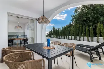 2 bedroom House for Sale in Istán-69190