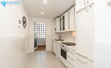 2 bedroom Apartment for Sale in Marbella-2401