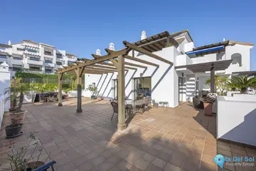 2 bedroom Apartment for Sale in La Alcaidesa-69448