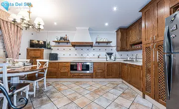 4 bedroom Apartment for Sale in Los Pacos-2410