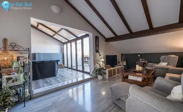4 bedroom Apartment for Sale in Los Pacos-2413