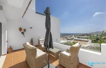 3 bedroom Apartment for Sale in La Mairena-69521