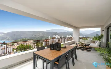 2 - 3 bedroom Apartment for Sale in Istán-69632