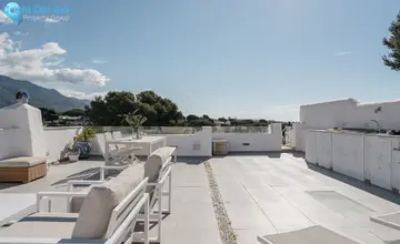 2 bedroom Apartment for Sale in Nueva Andalucía-2463