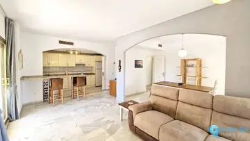 2 bedroom Apartment for Sale in Fuengirola-69990