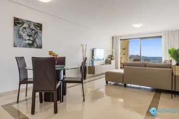 2 bedroom Apartment for Sale in Benahavís-70439