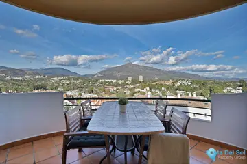 2 bedroom Apartment for Sale in Nueva Andalucía
