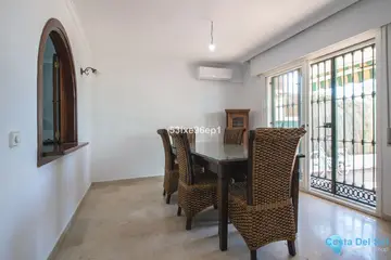 5 bedroom House for Sale in New Golden Mile-70960