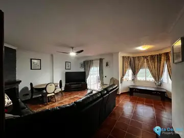 4 bedroom House for Sale in Coín-71041