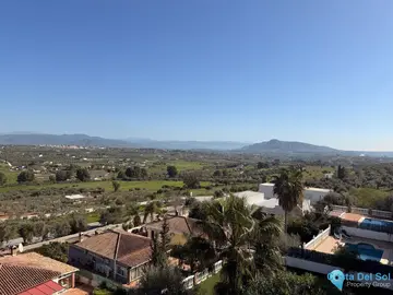 4 bedroom House for Sale in Coín-71042