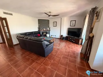 4 bedroom House for Sale in Coín-71045