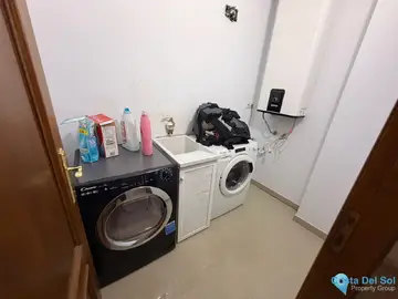4 bedroom House for Sale in Coín-71046