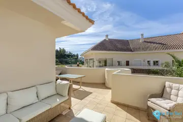 2 bedroom Apartment for Sale in Nueva Andalucía-71102