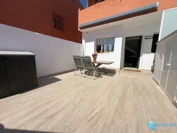 2 bedroom House for Sale in Benalmadena