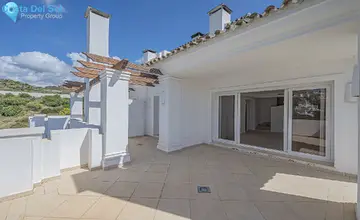 2 bedroom Apartment for Sale in Nueva Andalucía-2622
