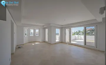 2 bedroom Apartment for Sale in Nueva Andalucía-2625
