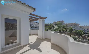 2 bedroom Apartment for Sale in Nueva Andalucía-2630
