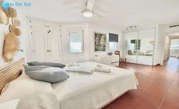 3 bedroom Apartment for Sale in Fuengirola-2640