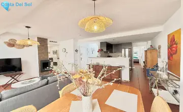 3 bedroom Apartment for Sale in Fuengirola-2634