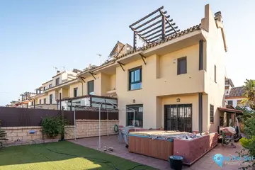 3 bedroom House for Sale in Cancelada