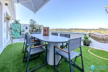 2 bedroom Apartment for Sale in New Golden Mile-71896