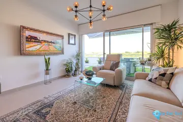 2 bedroom Apartment for Sale in New Golden Mile-71898