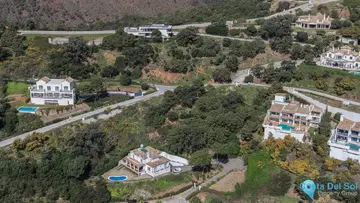 2296m2 Plot for Sale in Benahavís-71943