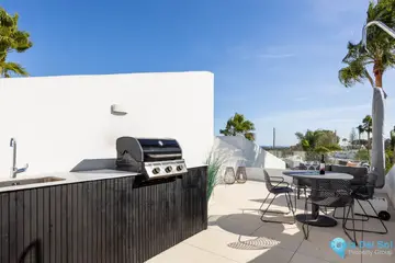 2 bedroom Apartment for Sale in Nueva Andalucía-71964