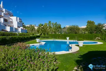 3 bedroom Apartment for Sale in New Golden Mile-72212