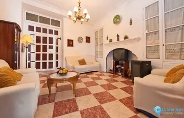 14 bedroom House for Sale in Alora-72354
